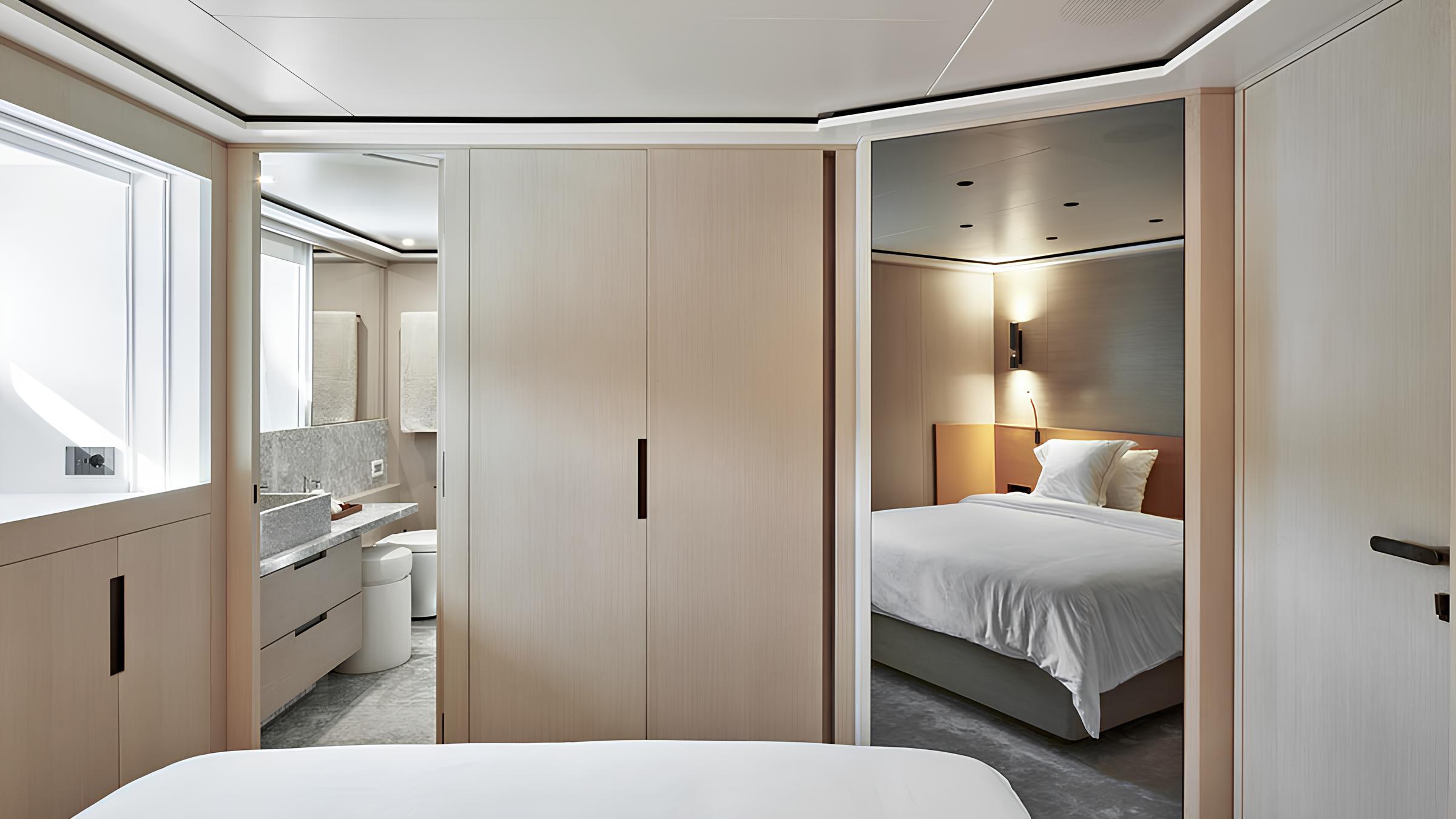 VIP-каюта/VIP cabin